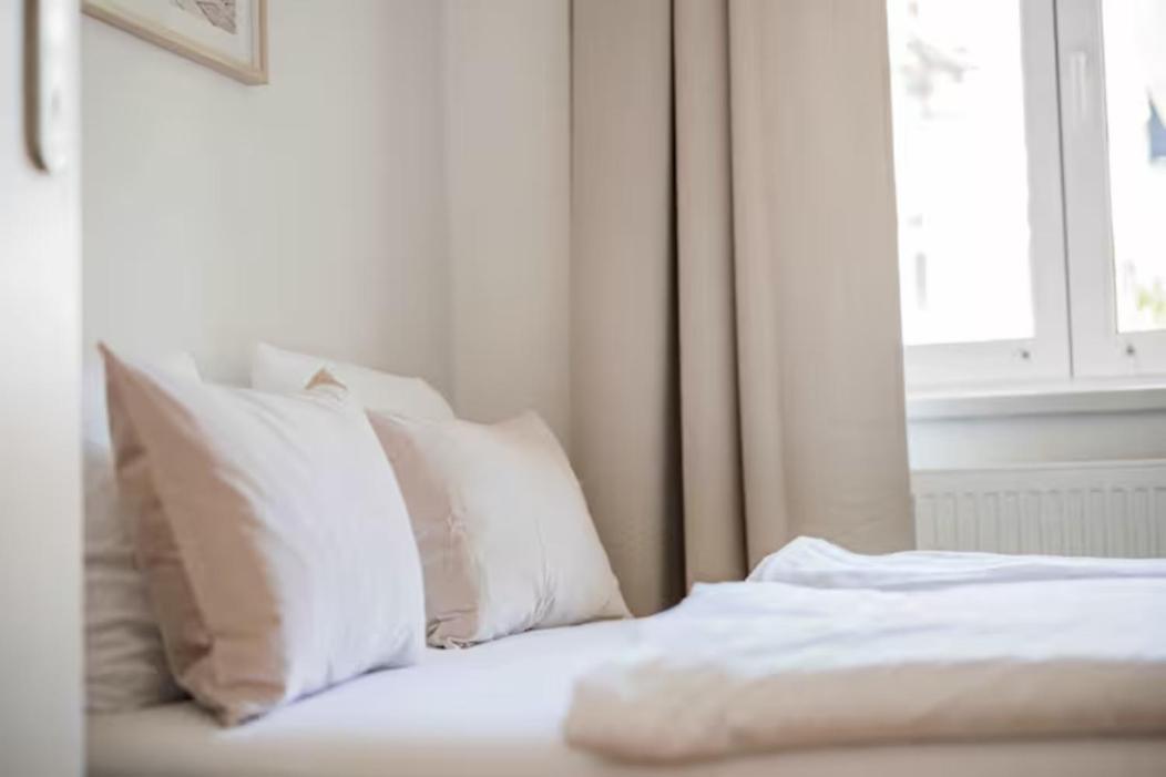 Apartments Next To Schoenbrunn - Free Parking !!! Вена Экстерьер фото